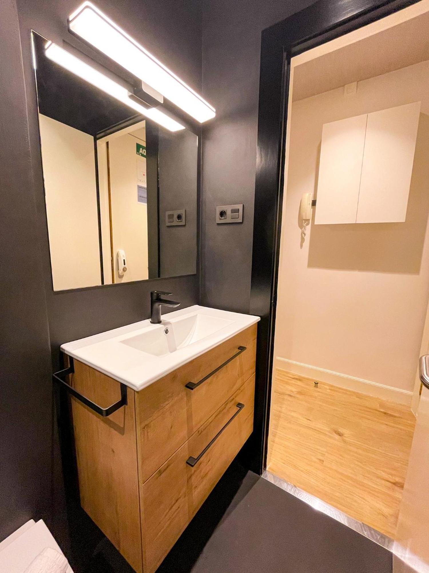 Апартаменти Vivienda Turistica En Bilbao La Vieja Con Wifi Y Parking Екстер'єр фото